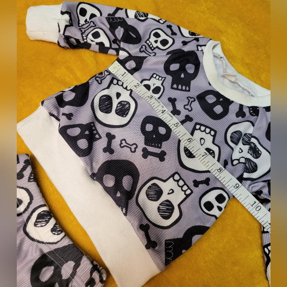 Skull toddler outfit w/ pockets - Picture 4 of 10